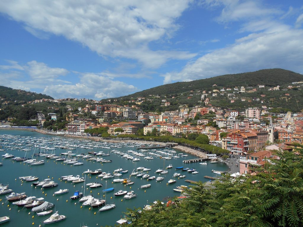 dove andare in vacanza a pasqua - 10 nuove idee di viaggio in italia e in europa dove andare in vacanza a pasqua - 10 nuove idee di viaggio in italia e in europa