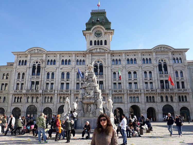 palazzo del municipio-trieste