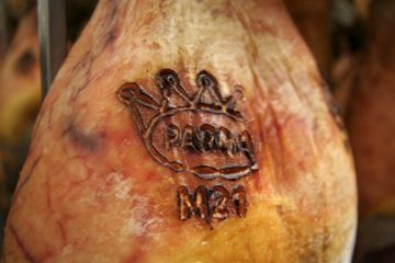 Prosciutto_di_Parma-piatti tipici di parma