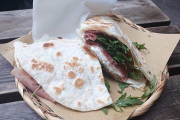 piadina romagnola - piatti tipici romagnoli