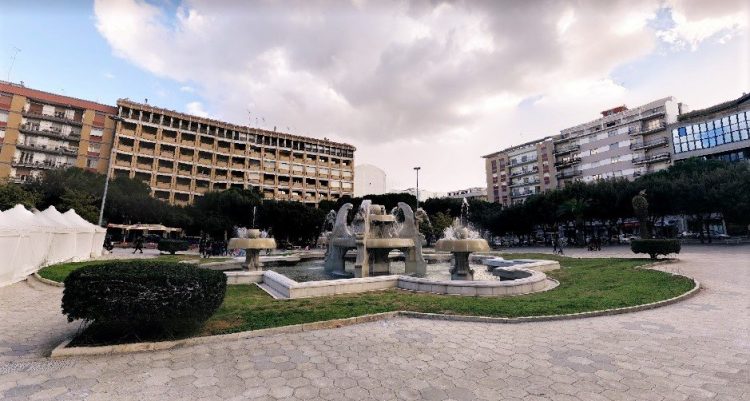 piazza mazzini lecce