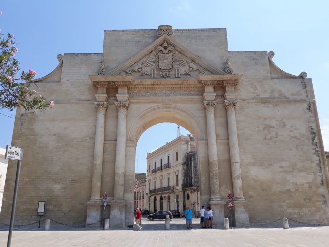 porta napoli lecce