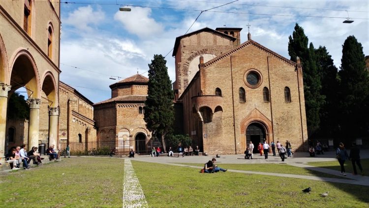 Piazza Santo Stefano-Bologna