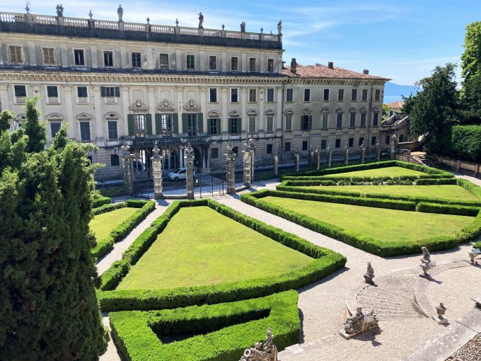 Visitare Villa Bettoni, dimora storica sul Lago di Garda Giardino monumentale all'italiana, Villa Bettoni, Gargnano - Lago di Garda