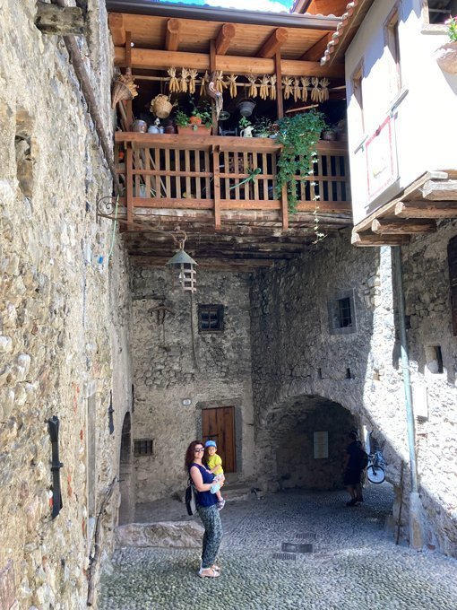 Cosa vedere a Canale di Tenno, borgo medievale trentino Centro-storico-di-Canale-di-tenno