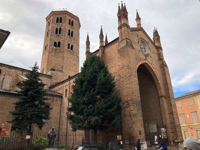 Basilica-di-Sant'Antonino,-Piacenza