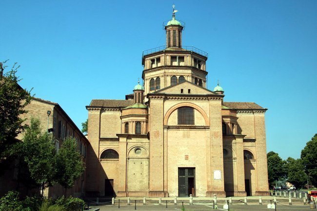 Basilica_di_Santa_Maria_di_Campagna-Piacenza