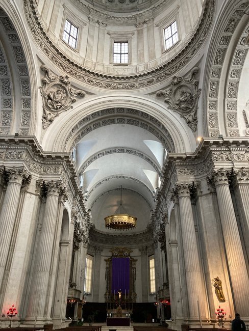 Interno-Duomo-Nuovo-Brescia