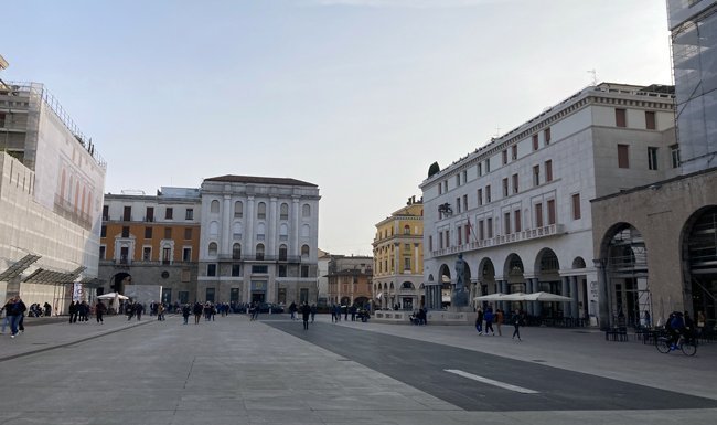 Piazza-della-Vittoria-Brescia