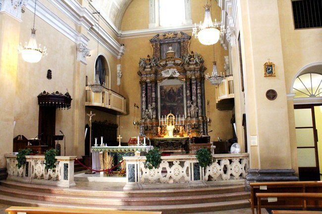 interno-cattedrale-di-Cervia