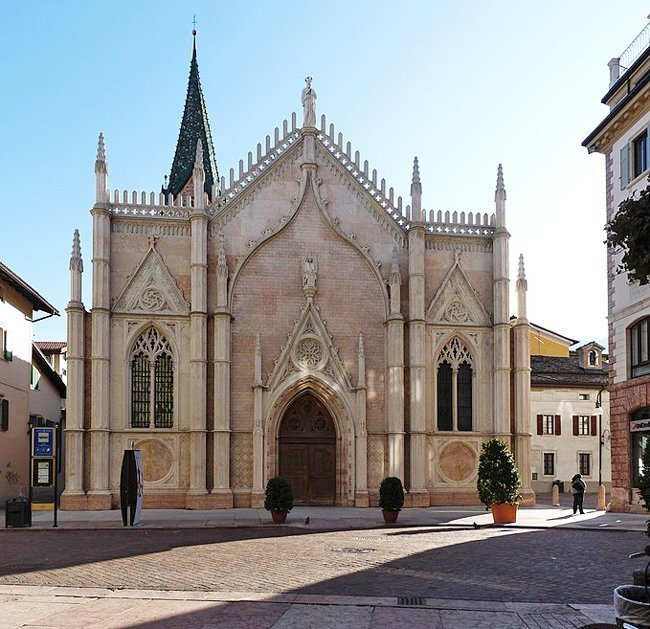 Chiesa-di-San-Pietro-e-Paolo-Trento