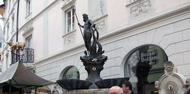 Fontana-del-Nettuno-Bolzano