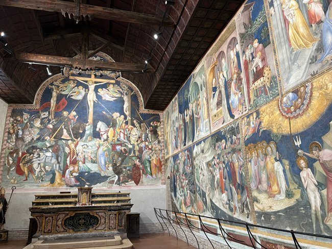 Interno-Oratorio-di-San-Giovanni-Urbino