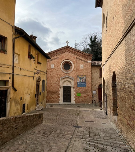 Oratorio-di-San-Giovanni,-Urbino