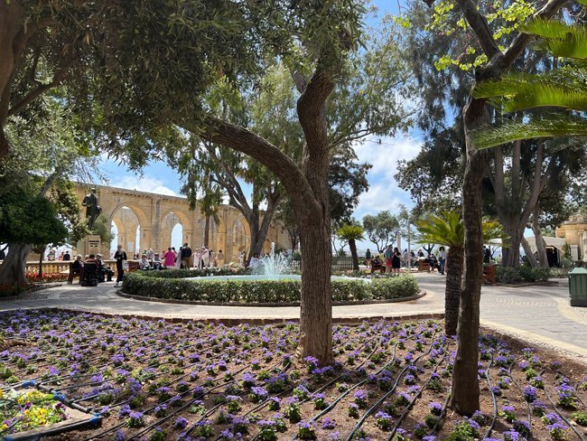 Upper-Barakka-Gardens-La-Valletta