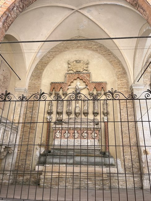 tombe-malatestiane-ex-chiesa-di-san-francesco-fano