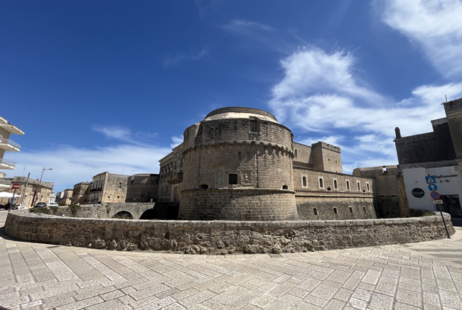 Corigliano d'Otranto: cosa vedere e fare Castello De' Monti, Corigliano d'Otranto