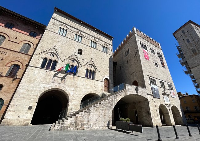 palazzo-del-popolo-e-palazzo-del-capitano-Todi