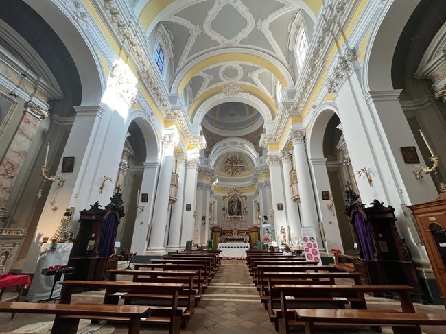 interno-santuario-santa-maria-goretti-corinaldo