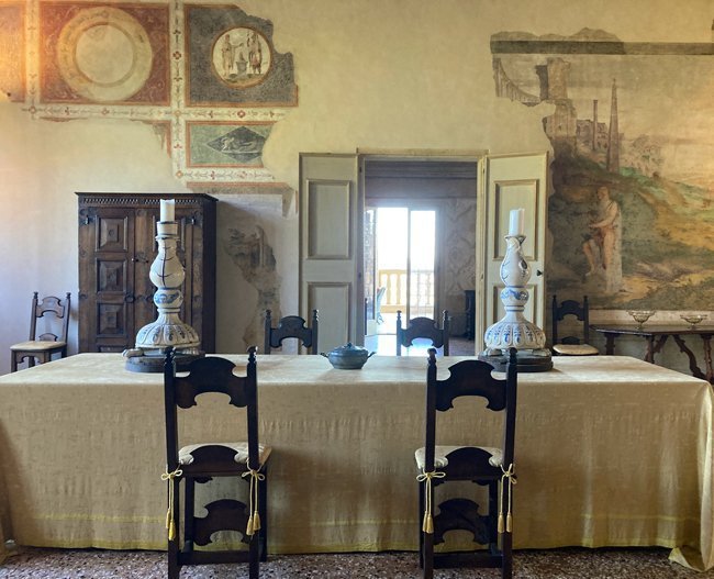 sala-da-pranzo-villa-dei-vescovi