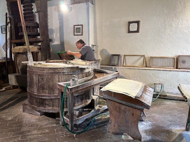 stampa-filigrana-e-carta-museo-della-carta-fabriano