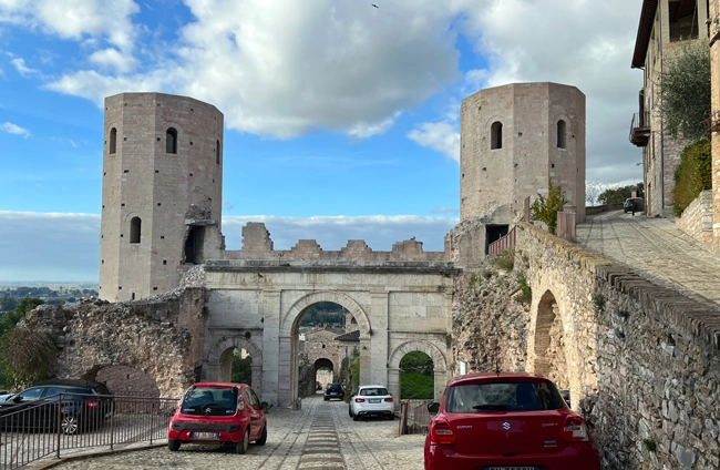 porta-venere-spello