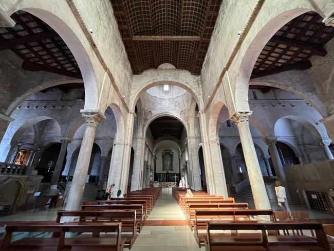 Interno-duomo-di-ancona