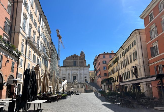 Piazza-del-Plebiscito-Ancona