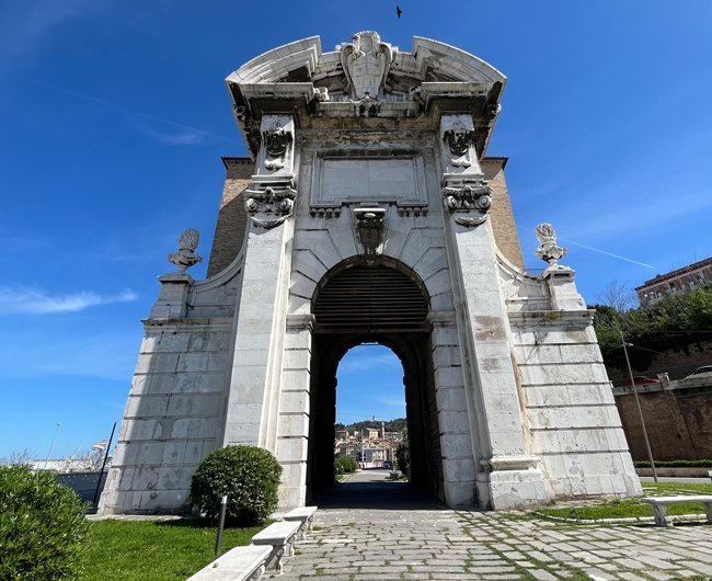 porta-pia-roma-ancona