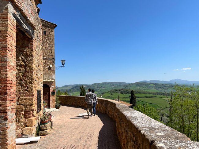 via-del-cassello-panoramica-pienza