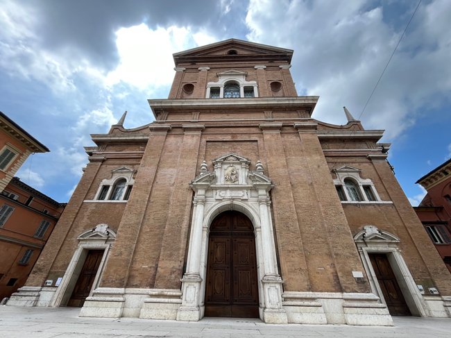 Basilica-della-ghiara-reggio-emilia