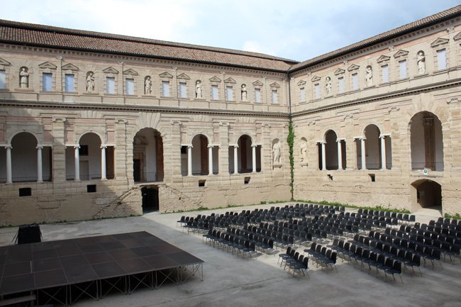 chiostro-grande-di-san-pietro-reggio-emilia