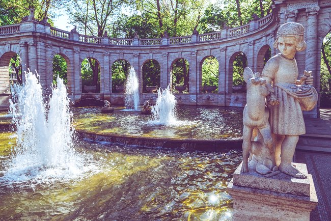 Volkspark-Friedrichshain-fontana-delle-favole-berlino