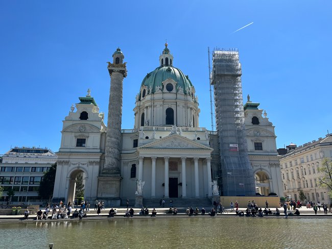 chiesa-di-san-carlo-borromeo-vienna