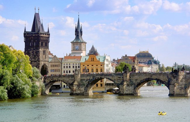 ponte-carlo-praga-in-due-giorni