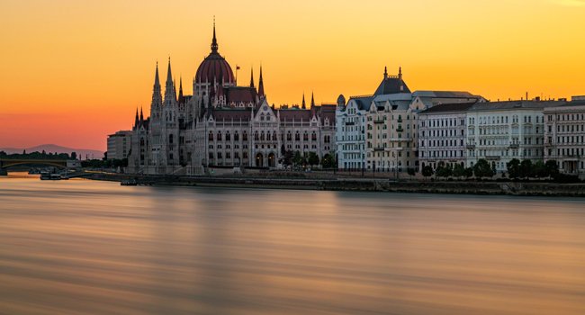 panorama-budapest-al-tramonto