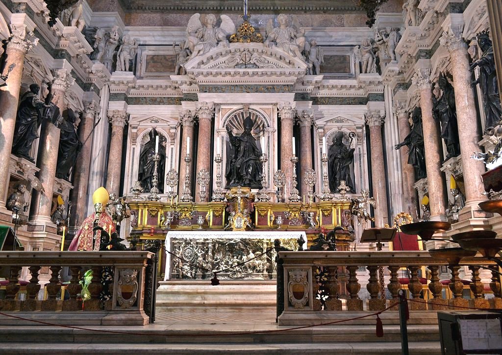 cappella reale e tesoro di san gennaro napoli