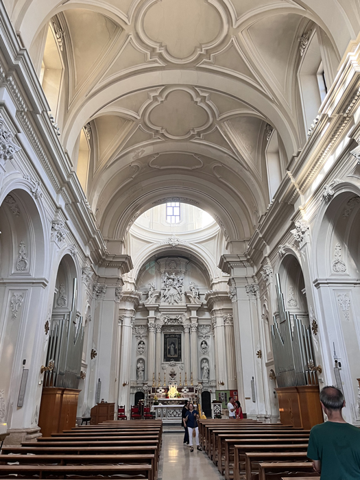 chiesa-di-san-domenico-interno-cosenza