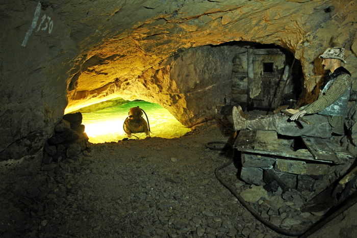 miniera-di-gorno salvataggio-minatore