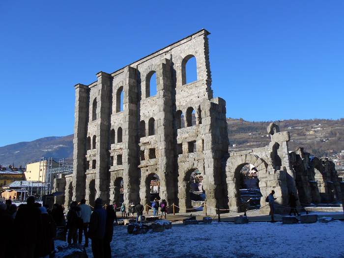 teatro-romano-aosta