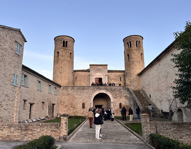 Abbazia di San Claudio al Chienti, Macerata