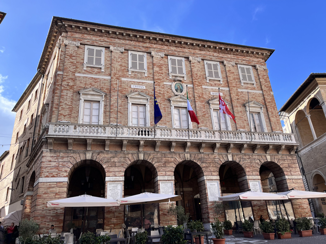 Loggia dei Mercanti, Piazza della Libertà - Macerata