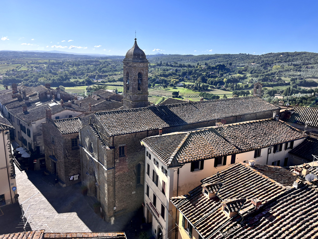 Monte San Savino: cosa vedere e fare Panorama dalla Torre Civica, Monte San Savino