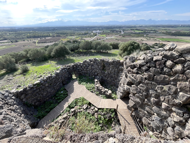 vista-dal-nuraghe-cuccurada-oristano