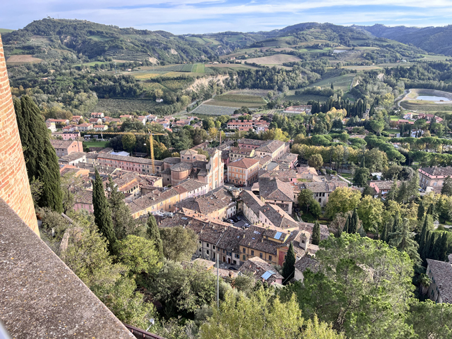 Panorama su Brisghella dalla Rocca Manfrediana
