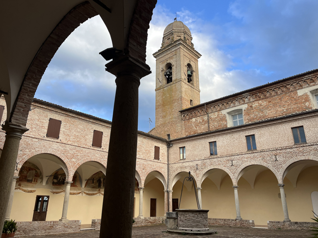 Chiostro di Sant'Agostino, Mondolfo