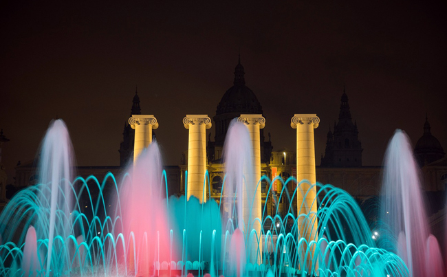 fontana-magica-del-montjuic-barcellona