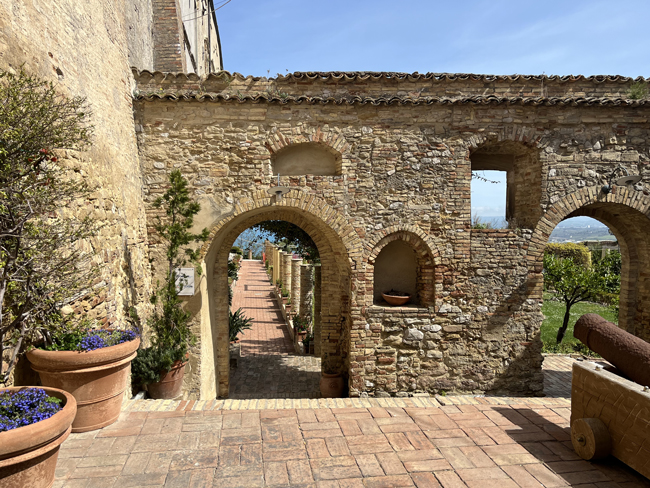 Giardino Napoletano, Vasto