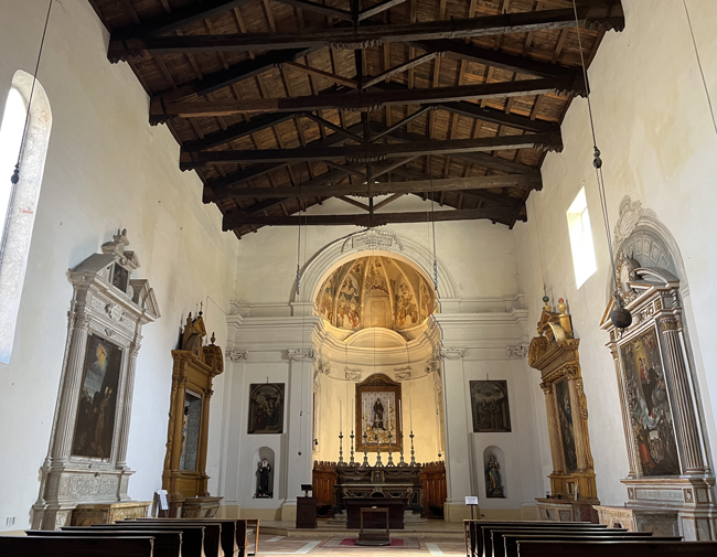 Cosa vedere a Cagli in un giorno Interno, Chiesa di San Francesco - Cagli