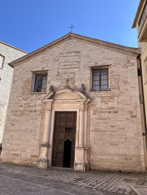 Cosa vedere a Cagli in un giorno Oratorio di San Giuseppe, Cagli